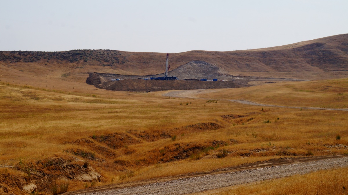 Oil and gas drilling operation in the Willow Field, Payette County, Idaho. BLM photo.