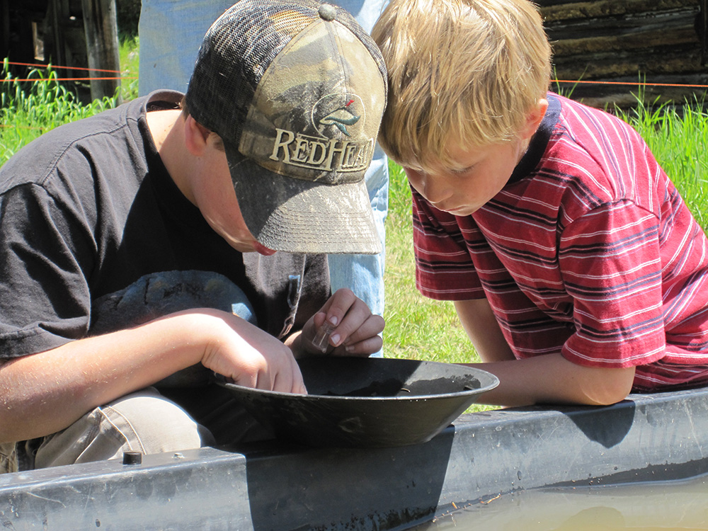 Kids at Garnet Ghost Town