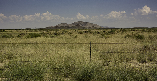The Hooper Ranch with Rattlesnake Hills in the background