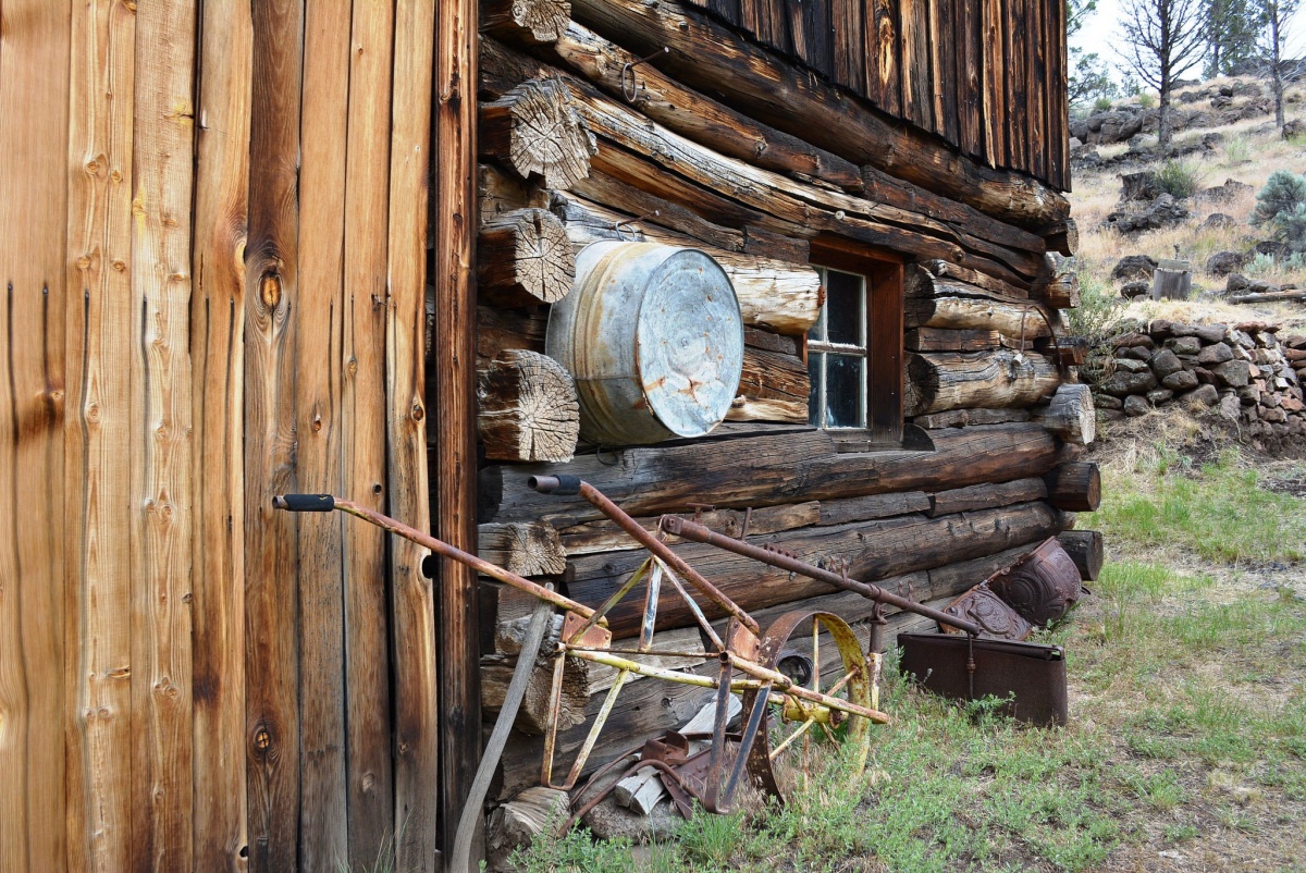 Closeup of barn at Riddle Brothers Ranch in Oregon.  Photo by BLM Oregon.