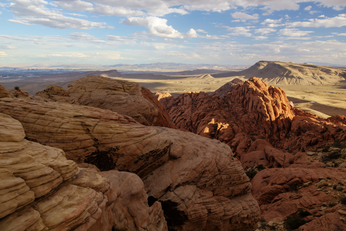 The view from the top of Calico Hills