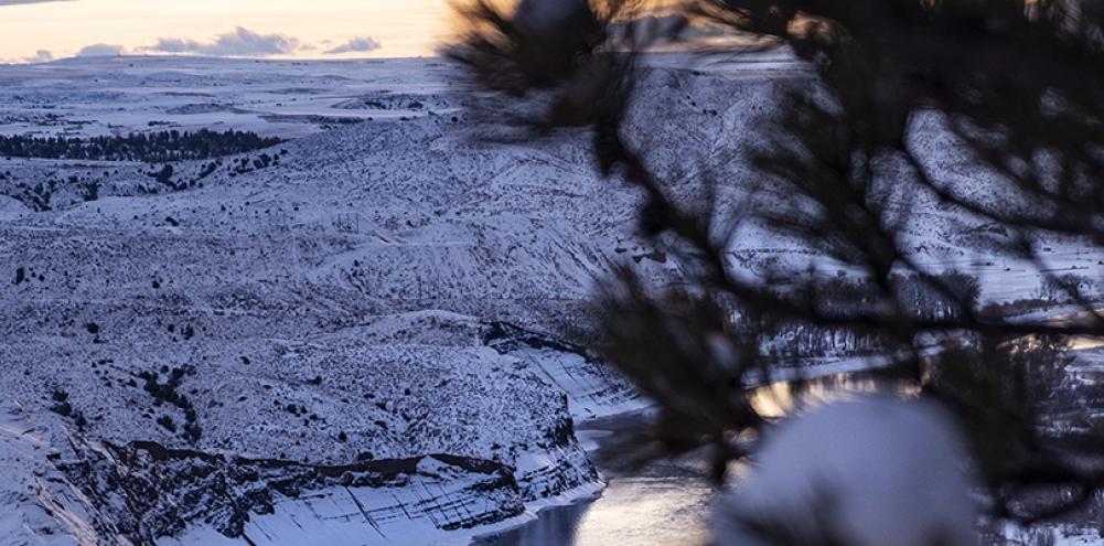 Snow covered rims overlooking Yellowstone River
