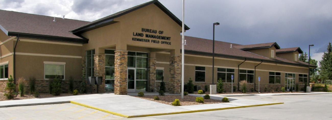 The front entrance of the Kemmerer Field Office