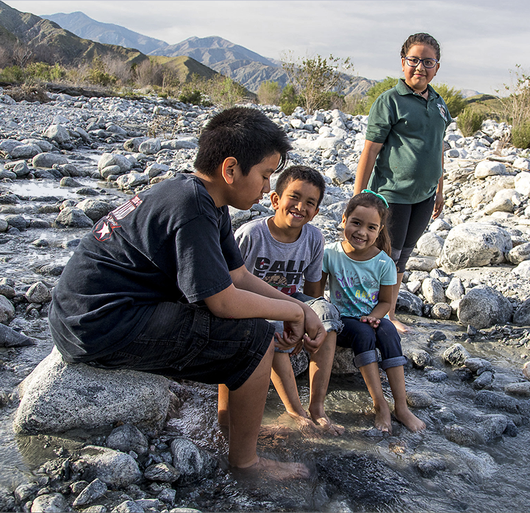 Children at Sand to Snow National Monument