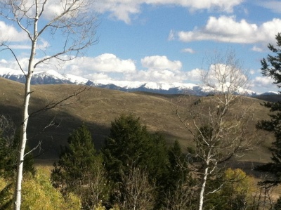 Photo of aspen and mountains at the east smoky mine