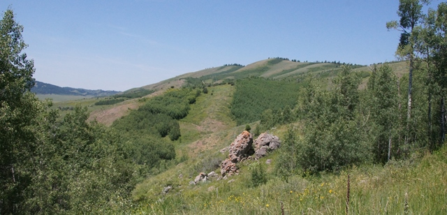 Photo depicting phosphate area located along a mountain range