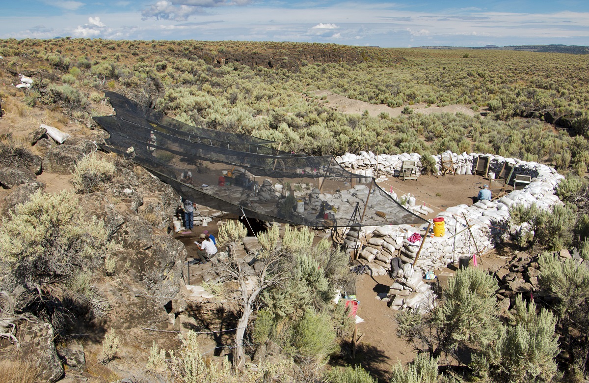 Stone masonry of Frances Pueblo perched on sandstone outcrop