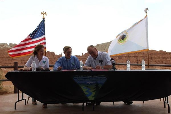 BLM Director Tracy Stone-Manning and Utah State Director Greg Sheehan with an Emery County partner.