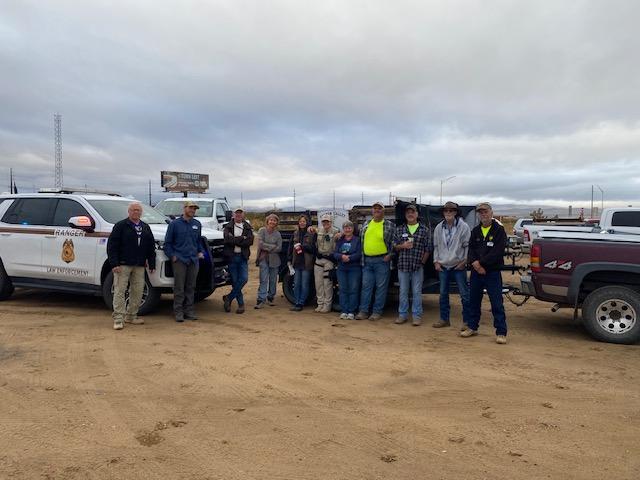 BLM Arizona volunteers and Dolan Springs volunteers together