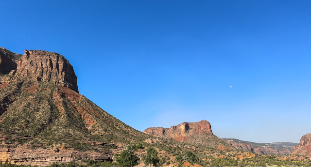 Landscape photo of Palisade Rock in Gateway, Colorado. Public lands in this area are managed by BLM Grand Junction Field Office.