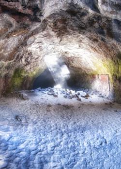 Devils Garden and Derrick Cave Kevin Abel2