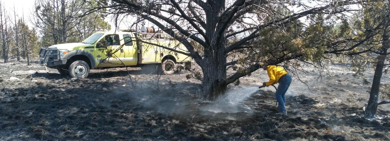Post-Paulina RFPA using the engine on the Crazy Creek Fire. Courtesy Post-Paulina RFPA