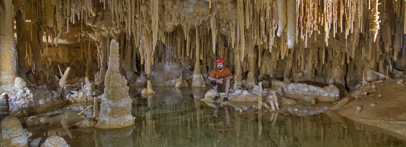 Highly decorated Arizona cave with significant hydrology.