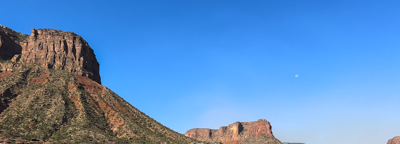 Landscape photo of Palisade Rock in Gateway, Colorado. Public lands in this area are managed by BLM Grand Junction Field Office.