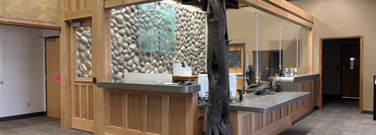 Front desk at the Lakeview District Office