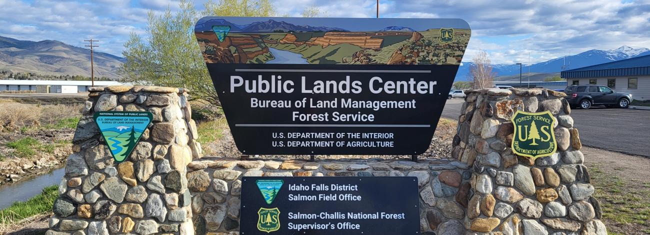 Salmon Field Office sign