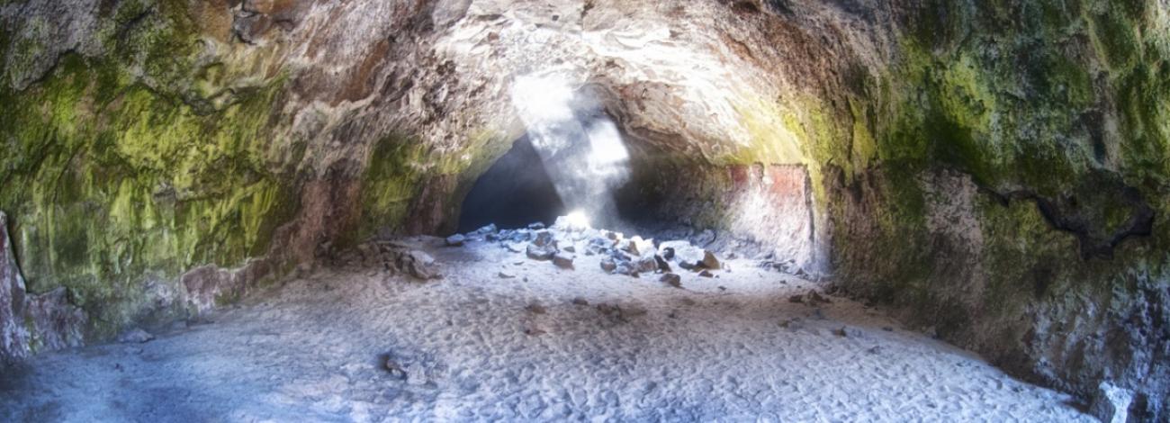 Devils Garden and Derrick Cave Kevin Abel2