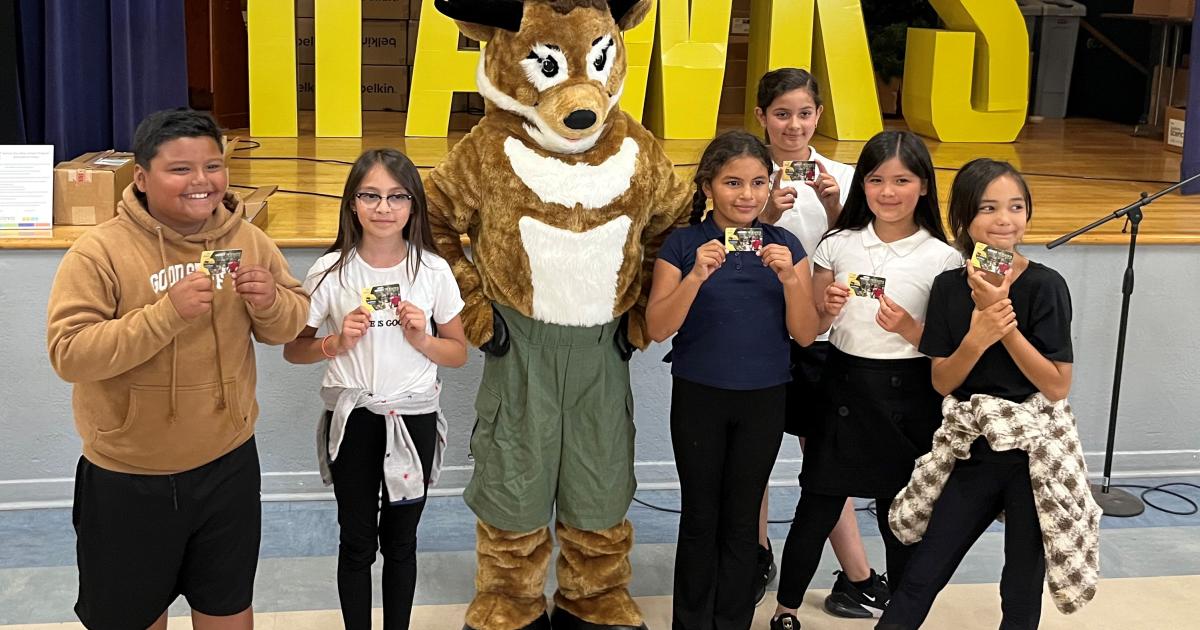 BLM Central Coast Field Office delivers more than 5,000 Every Kid