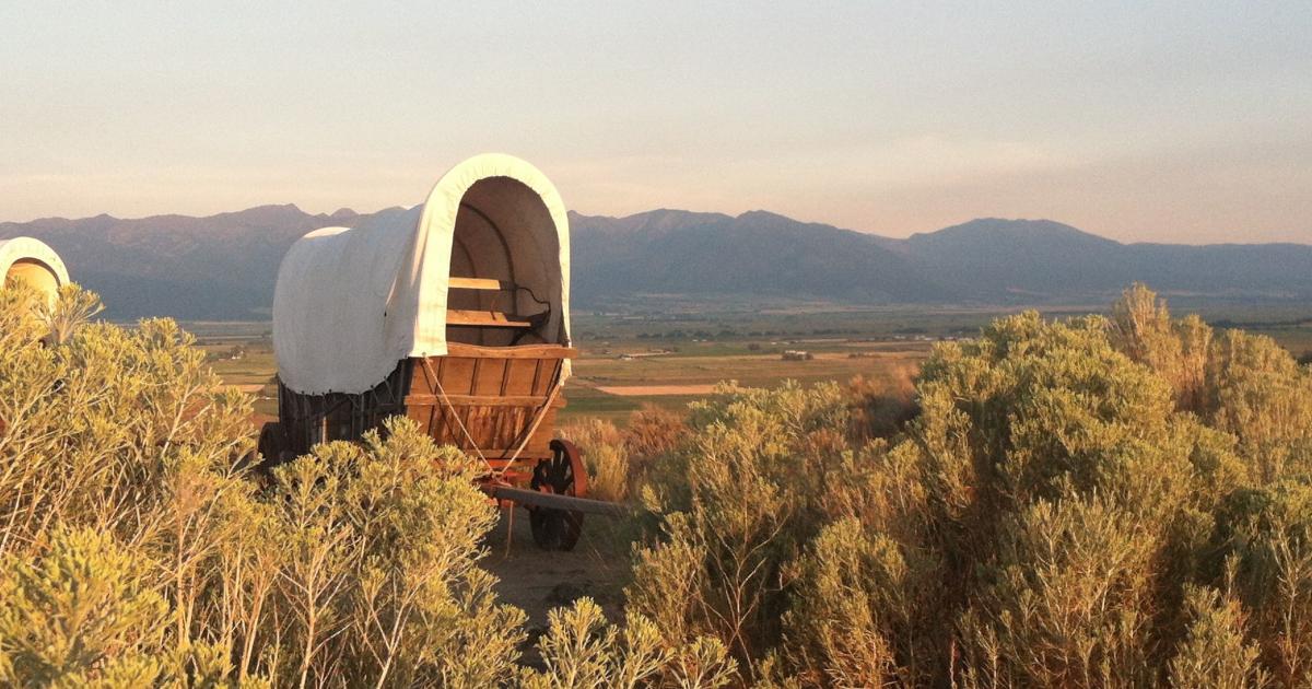 nhotic_wagon_sunset_hero.jpg?h=80bad6c5&