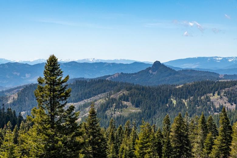 Landscape overlooking the Cascade-Siskiyou National Monument