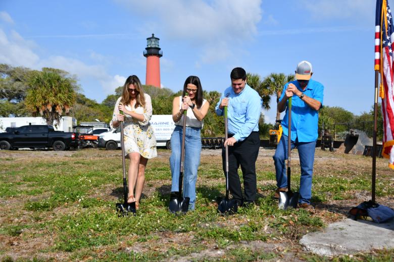 People with shovels