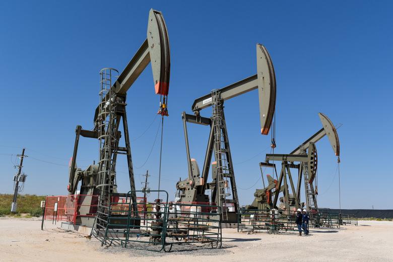 Four pump jacks in southern New Mexico. Wendy Brown, BLM.