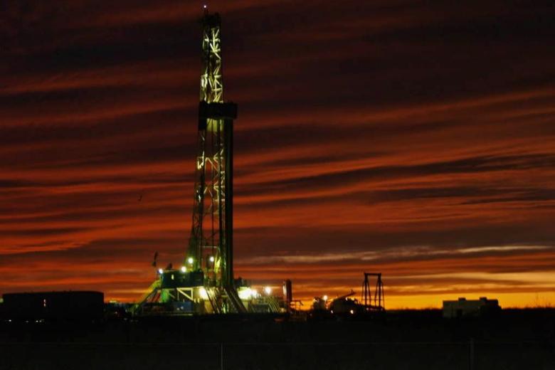 Oil Drilling Rig at night